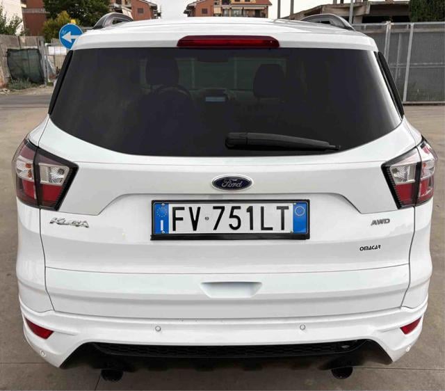 Ford Kuga 2.0 TDCI 180 CV S&S 4WD Powershift ST-Line - foto 4 di 32