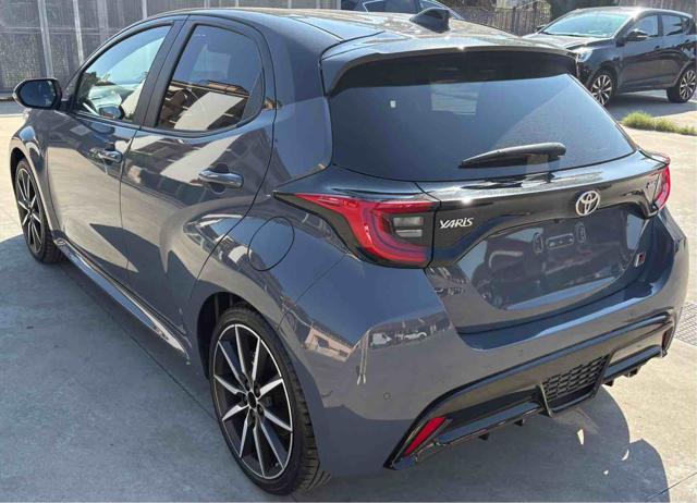 Toyota Yaris 1.5 130 Hybrid 5 porte GR Sport - foto 3 di 4