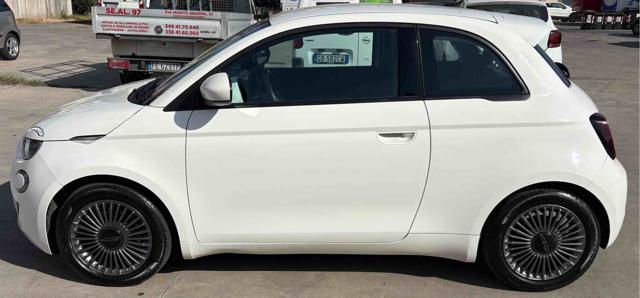 Fiat 500e Berlina 42 kWh Icon - foto 2 di 4