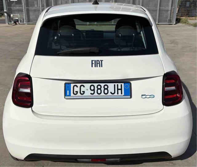 Fiat 500e Berlina 42 kWh Icon - foto 4 di 4