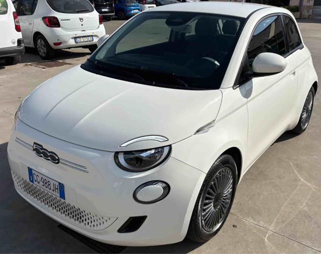 Fiat 500e Berlina 42 kWh Icon usato a MONTEROTONDO