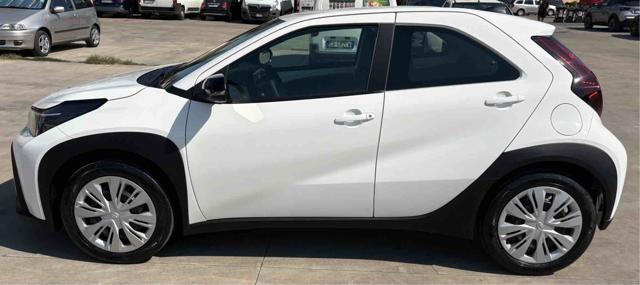 Toyota Aygo X 1.5 Full Hybrid 115 CV 5 porte - foto 2 di 4