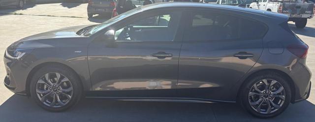 Ford Focus 1.0 EcoBoost Hybrid 125 CV 5p. ST-Line - foto 2 di 4