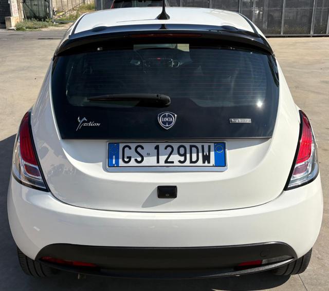 Lancia Ypsilon 1.0 FireFly 5 porte S&S Hybrid Gold - foto 4 di 4