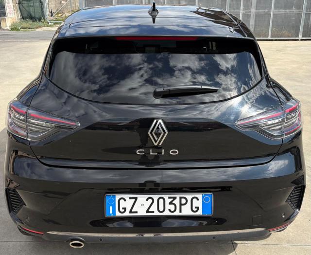 Renault Clio TCe 90 CV 5 porte Techno - foto 4 di 4