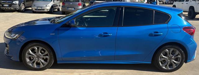 Ford Focus 1.0 EcoBoost 125 CV 5p. ST-Line - foto 2 di 4