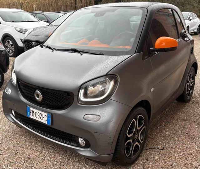 smart forTwo 70 1.0 twinamic Passion usato a MONTEROTONDO