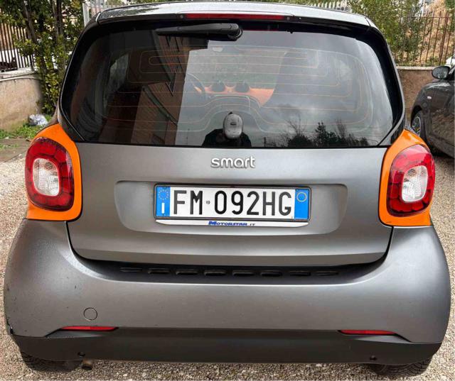 smart forTwo 70 1.0 twinamic Passion - foto 4 di 24