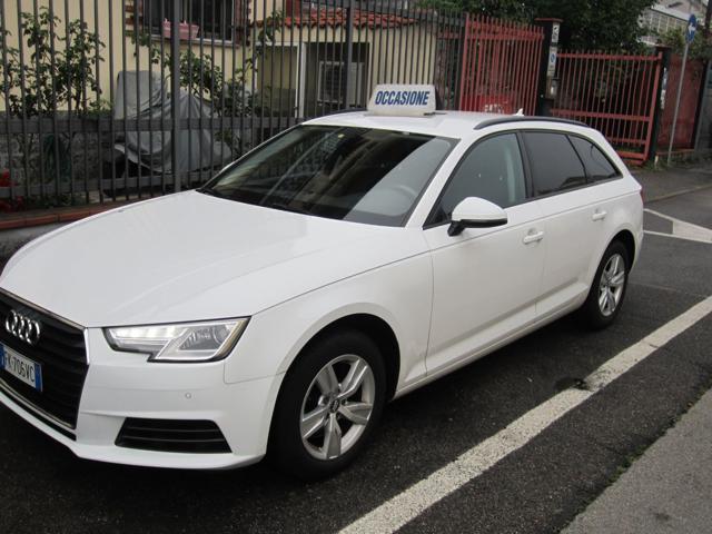 Audi A4 AVANT STRONIK usato a BUCCINASCO
