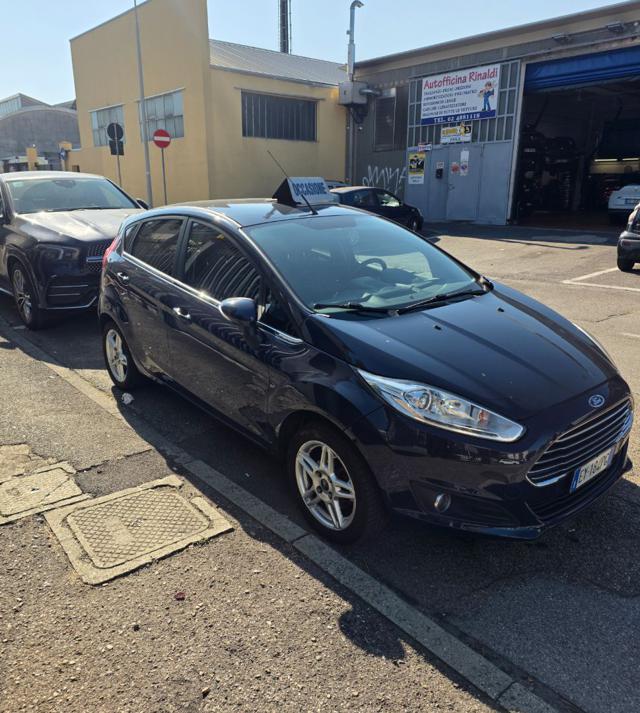 Ford Fiesta 1.0 80CV 5 porte Titanium - foto 3 di 4