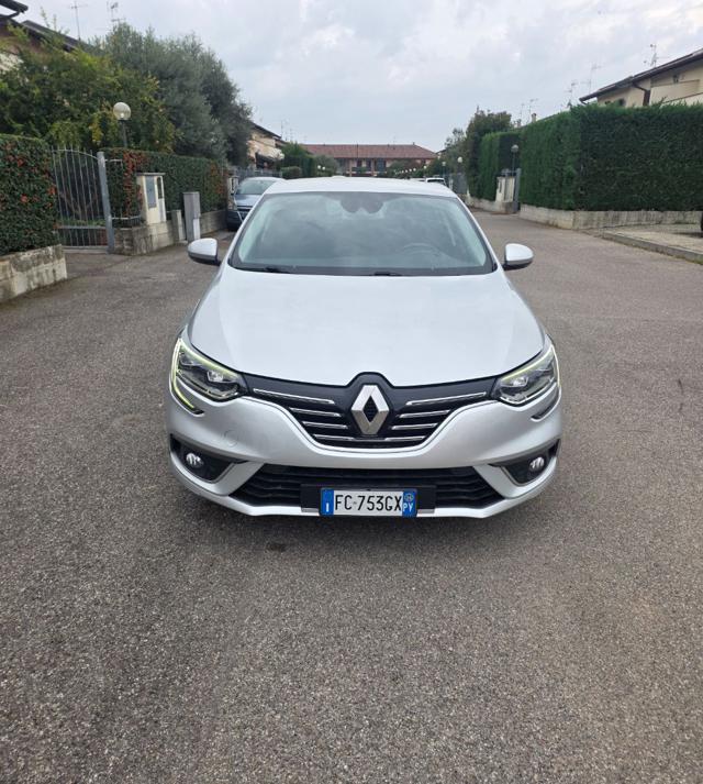 Renault Megane Mégane dCi 8V 110 CV EDC Energy Bose - foto 2 di 4