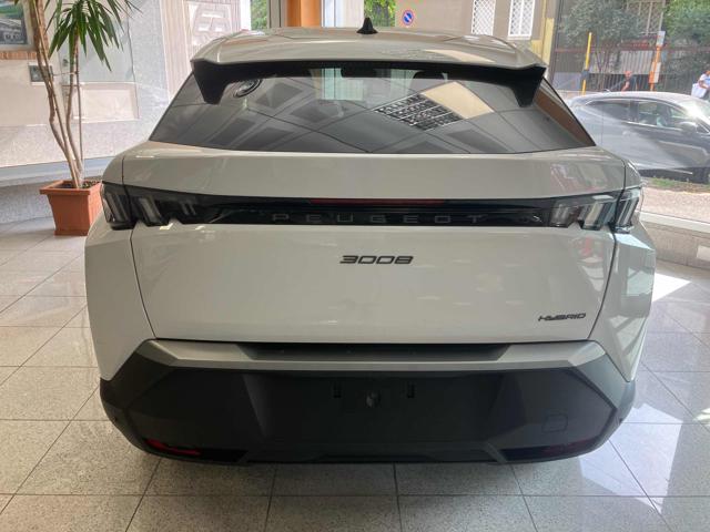 Peugeot 3008 Hybrid 145 e-DCS6 Allure + GT - foto 3 di 4