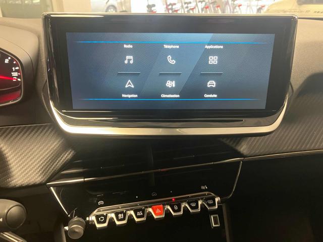 Peugeot 2008 PureTech 100 S&S Style km 0 a BAREGGIO