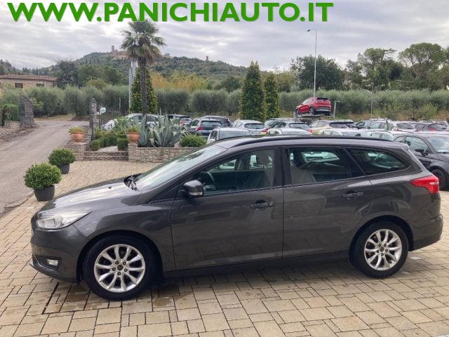 Ford Focus 1.5 TDCi 120 CV Start&Stop SW Titanium, del 2016, 202.000 km, in vendita a Cortona (AR)
