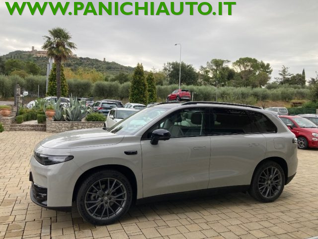 Leapmotor C10 REEV 158kW Design - foto 2 di 4