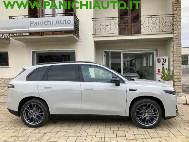 Leapmotor C10 REEV 158kW Design - foto 4 di 4
