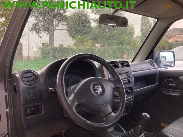 Suzuki Jimny 1.5 DDiS cat 4WD JLX Più, del 2008, in vendita a Cortona (AR)