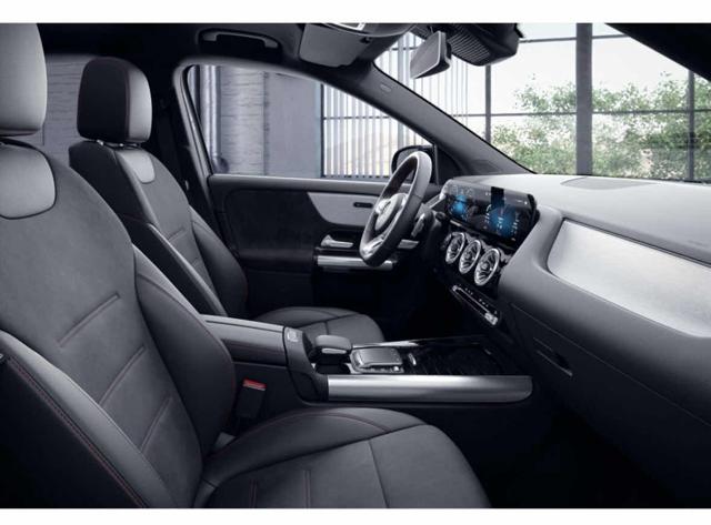 Mercedes-Benz GLA 200 Automatic Premium usato a CANNOBIO
