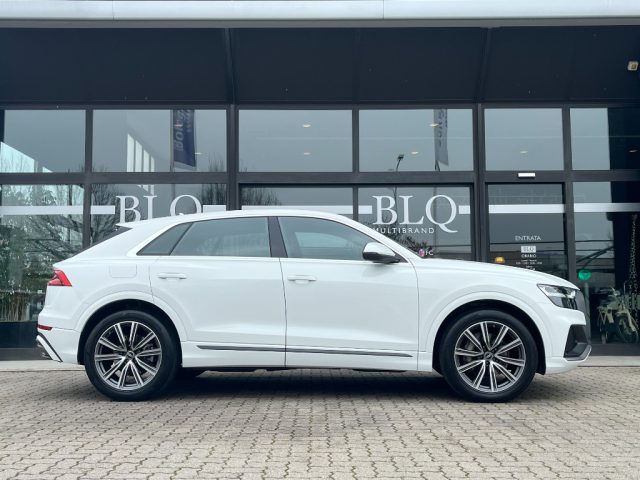Audi Q8 50 TDI 286 CV quattro tiptronic Sport usato a BOLOGNA