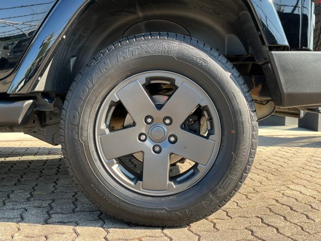 Jeep Wrangler 2.8 CRD DPF Sahara Auto usato a BOLOGNA