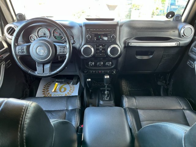 Jeep Wrangler 2.8 CRD DPF Sahara Auto usato a BOLOGNA