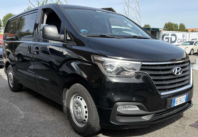 Hyundai H-1 Cargo H1 2.5 CRDi Cargo Profi 136 cv OFFICINA MOBILE, del 2019, 194.600 km, in vendita a Torino (TO)
