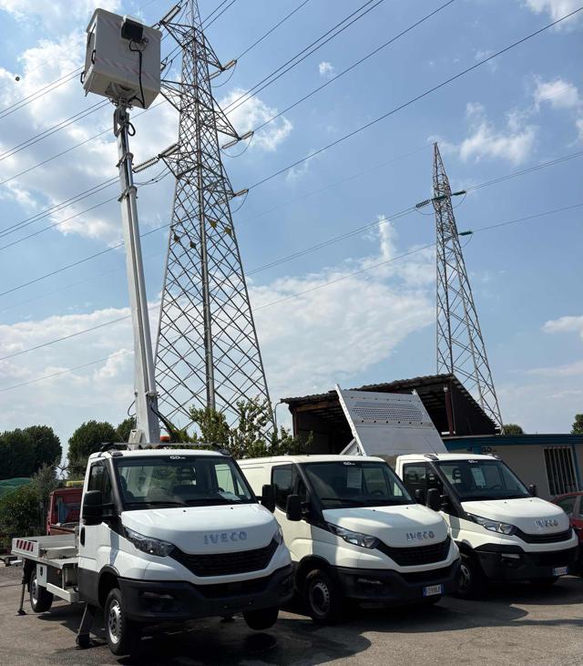 Iveco Daily 35S14H 2.3 HPT PIATTAFORMA AEREA 16 METRI MULTITEL, del 2021, 15.500 km, in vendita a Torino (TO)