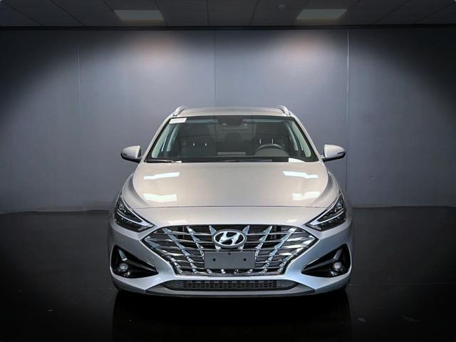 Hyundai i30 Wagon 1.0 T-GDI iMT 48V Prime - foto 2 di 4
