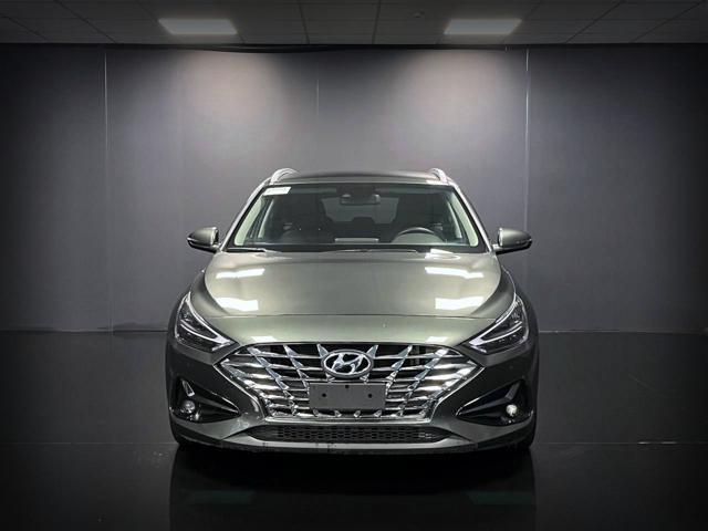 Hyundai i30 Wagon 1.0 T-GDI iMT 48V Prime - foto 2 di 15
