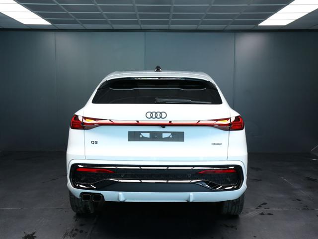 Audi Q5 Sportback TDI 204CV mHEV+ quattro S tronic S line - foto 4 di 4