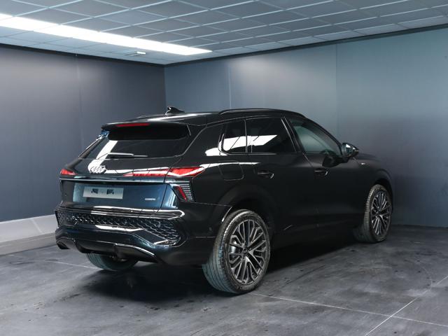 Audi Q3 TFSI 265CV quattro S tronic S Line edition - foto 4 di 4