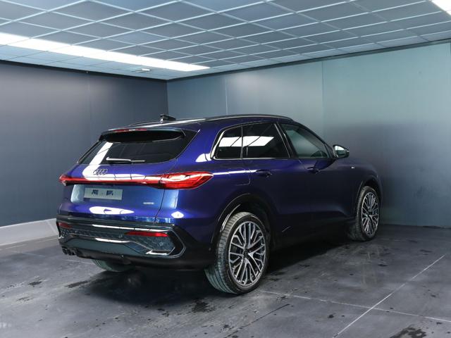Audi Q5 TDI 204CV mHEV+ quattro S tronic S line edition - foto 3 di 4