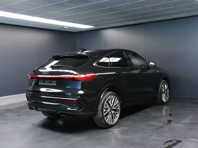 Audi Q5 Sportback TDI 204CV mHEV+ quattro S tronic S line - foto 3 di 4