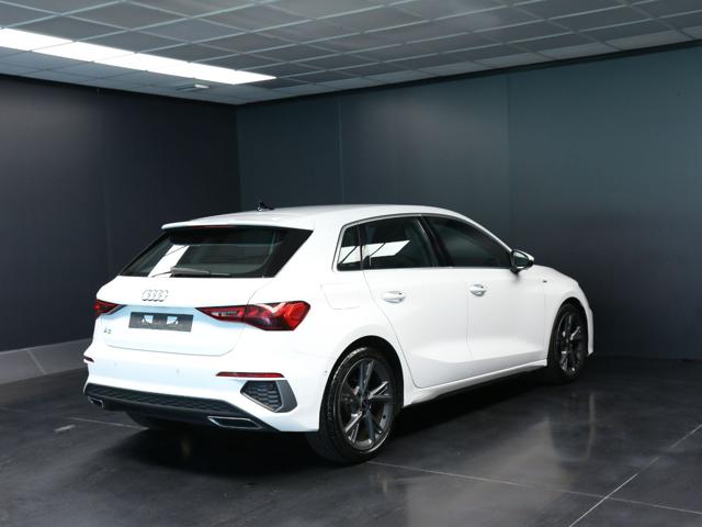 Audi A3 Sportback 30 TDI 116CV S tronic S line - foto 4 di 4