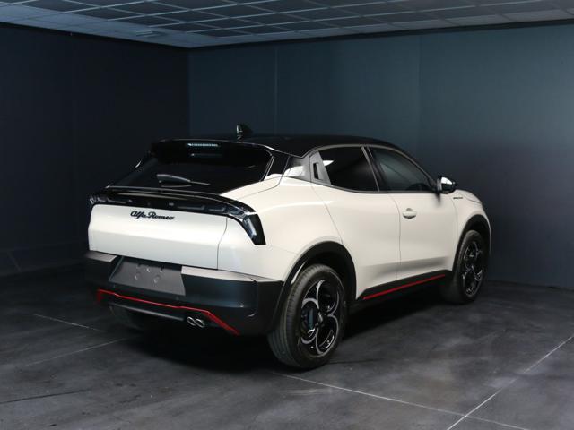 Alfa Romeo Junior 1.2 145 CV Hybrid eDCT6 Speciale - foto 3 di 4