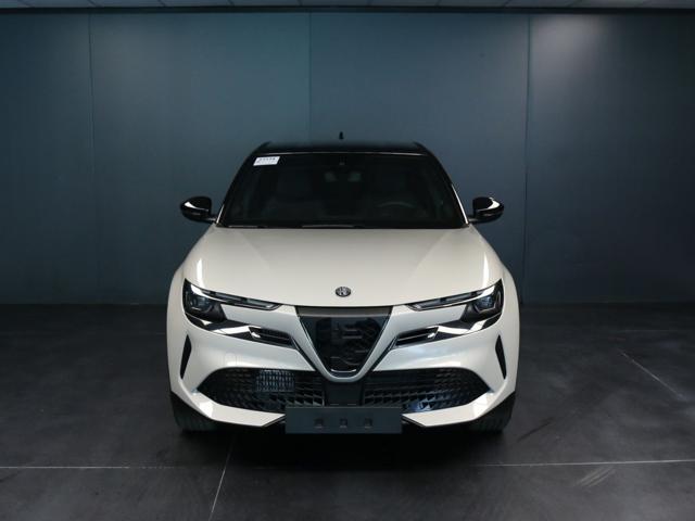 Alfa Romeo Junior 1.2 145 CV Hybrid eDCT6 Speciale - foto 2 di 4