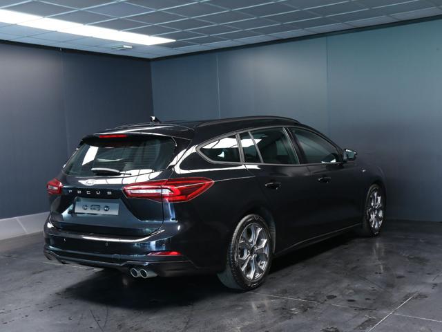 Ford Focus 1.0 EcoBoost Hybrid 125 CV SW ST-Line - foto 3 di 4
