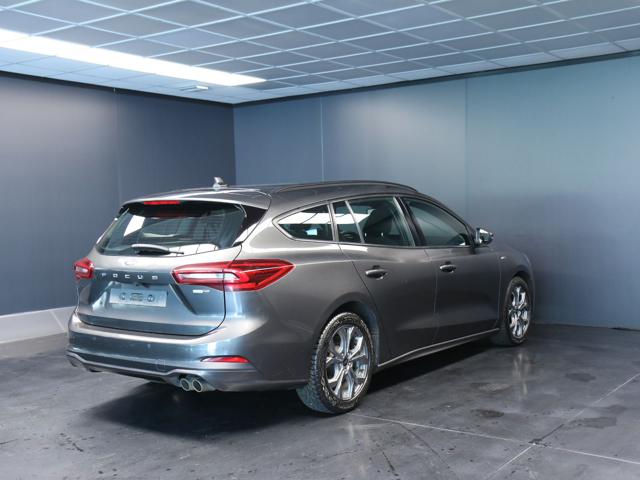Ford Focus 1.0 EcoBoost Hybrid 155 CV Powershift SW ST-line - foto 3 di 4
