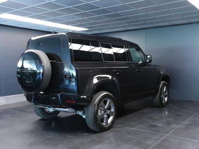 Land Rover Defender 110 3.0D I6 250 CV AWD Auto X-Dynamic HSE - foto 3 di 4