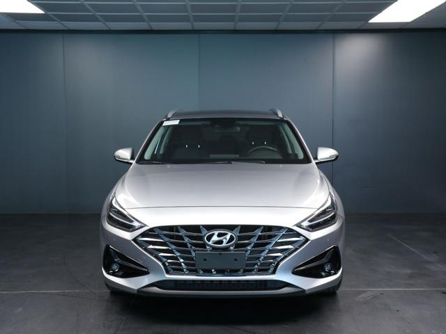 Hyundai i30 Wagon 1.0 T-GDI iMT 48V Prime - foto 2 di 4