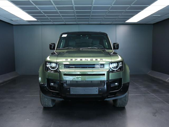 Land Rover Defender 110 3.0D I6 250 CV AWD Auto X-Dynamic HSE - foto 2 di 4