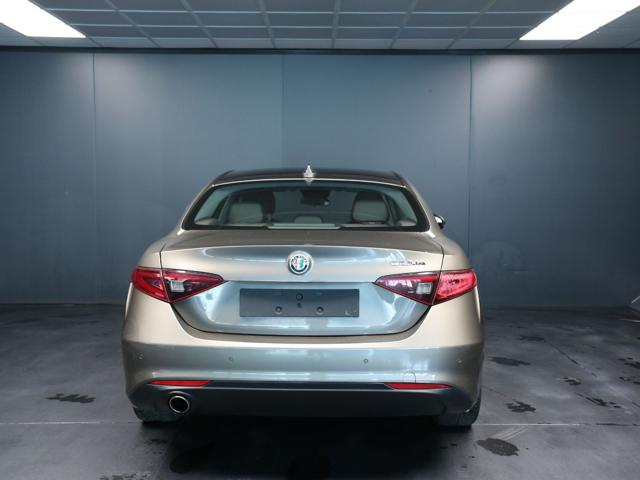 Alfa Romeo Giulia 2.2 Turbodiesel 150 CV Super SOLO PER RIVENDITORI - foto 3 di 15
