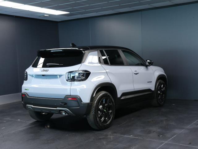 Jeep Avenger 1.2 Turbo 136CV(145CV) e-Hybrid 4xe Overland - foto 3 di 4