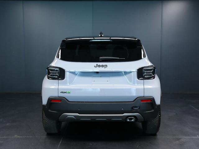 Jeep Avenger 1.2 Turbo 136CV(145CV) e-Hybrid 4xe Overland - foto 4 di 4