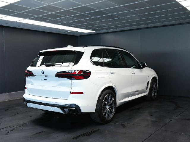 BMW X5 30d 3.0 48V 298CV xDrive Msport Pro - foto 3 di 4