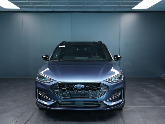 Ford Focus 1.0 EcoBoost Hybrid 125 CV SW ST-Line X - foto 2 di 4