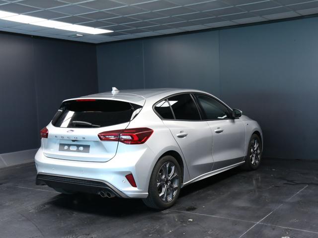 Ford Focus 1.0 EcoBoost Hybrid 155 CV Powershift 5p. ST-Line - foto 3 di 4