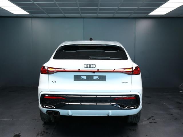 Audi Q5 Sportback TDI 204CV mHEV+ quattro S tronic S line - foto 4 di 4