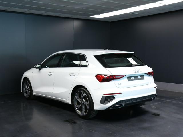 Audi A3 Sportback 30 TDI 116CV S tronic S line - foto 4 di 4