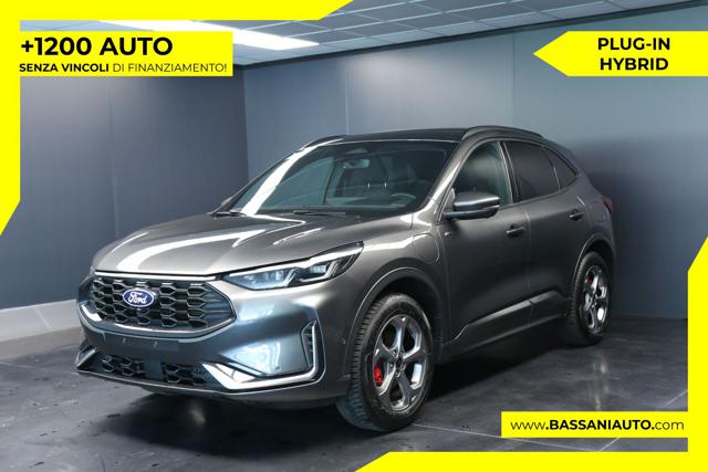 Ford Kuga 2.5 Plug In Hybrid 243CV CVT 2WD ST-Line X, del 2025, 37.420 km, in vendita a ARSIè (BL)